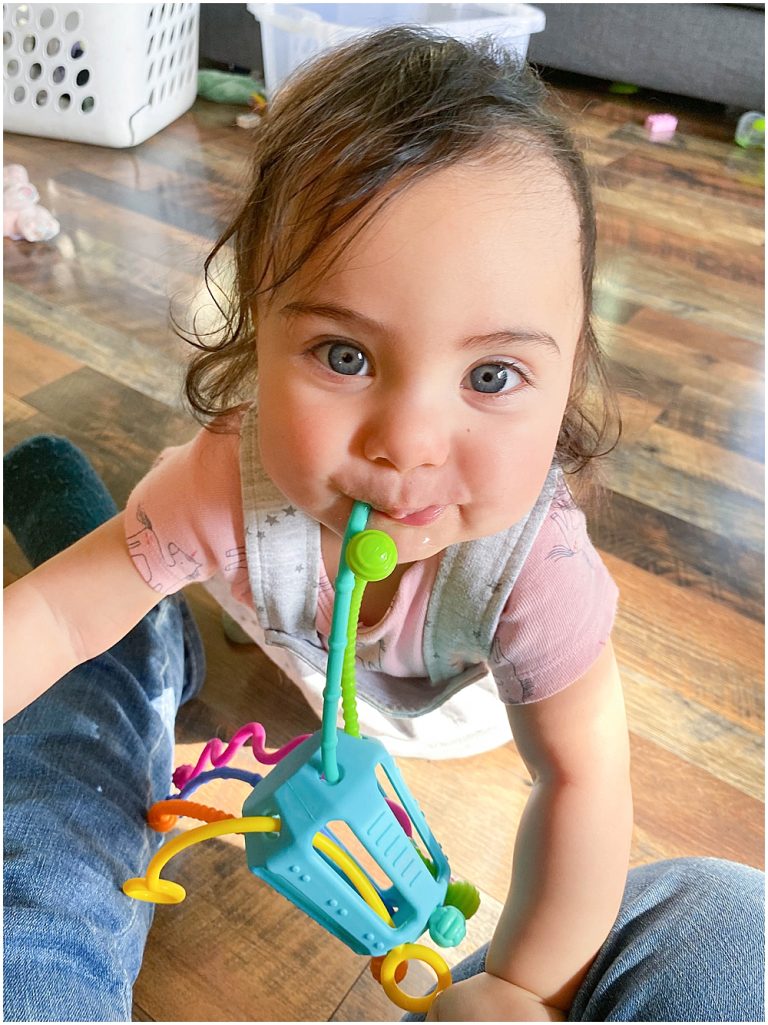 Mobi Zippee toy is perfect for babies.